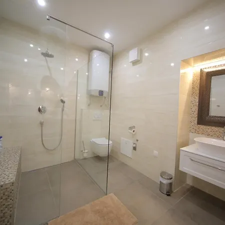 Vitez Ii * Ljubljana