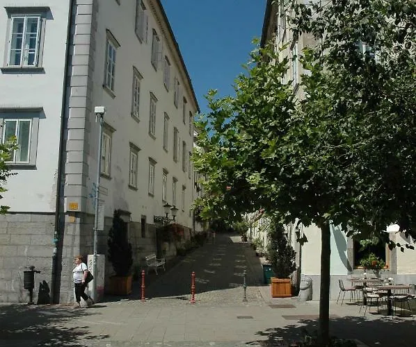 Appartement Vitez Ii Ljubljana